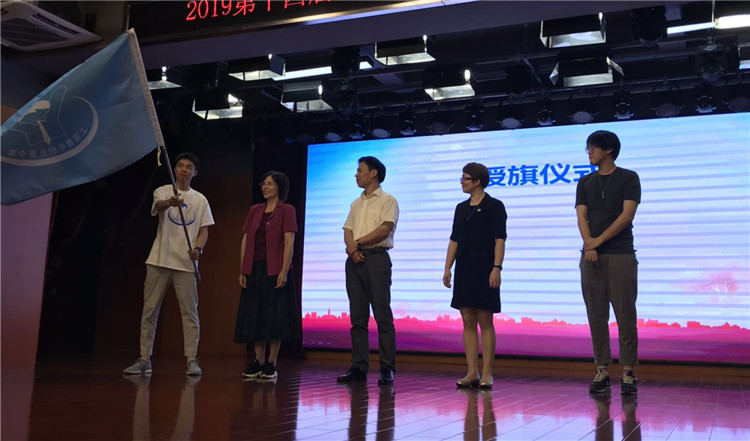 年轻人想创业但是缺少经验，不用怕，来这个夏令营吧
