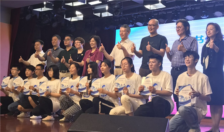 年轻人想创业但是缺少经验，不用怕，来这个夏令营吧