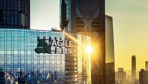 雅居乐二代创业，陈思铭如何撕掉父辈标签