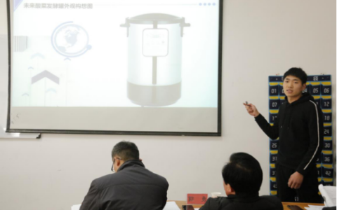 生化学院举办2020年“创青春”大学生创新创业大赛项目路演评审会