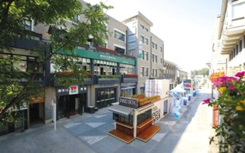 “电子一条街”变身创新创业聚集区