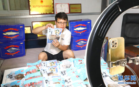 乡村振兴在行动｜夫妻店掘金连锁店发展 “鱼米之乡”荆州涌动青