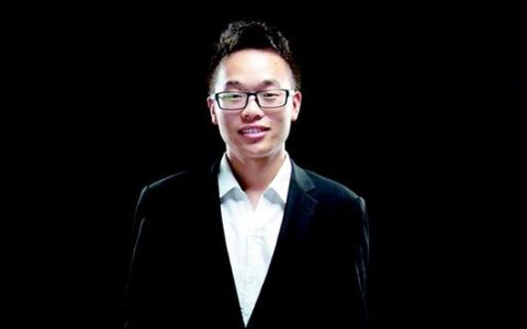 图文：武汉研二学生获25万创业大奖