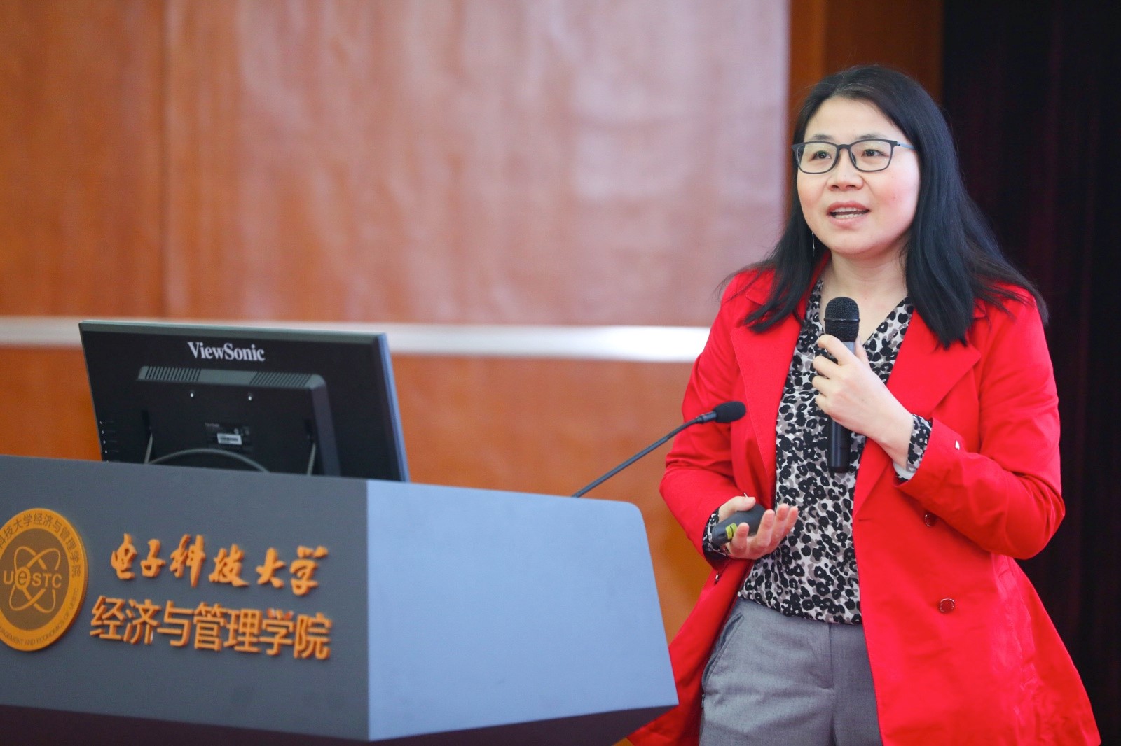 电子科技大学EMBA/MBA科技创业跨年演讲成功举行