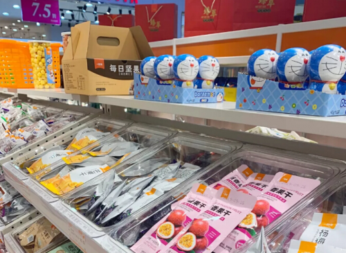 创业新手怎么开好一家零食店？零食店加盟认准一扫光零食家品牌
