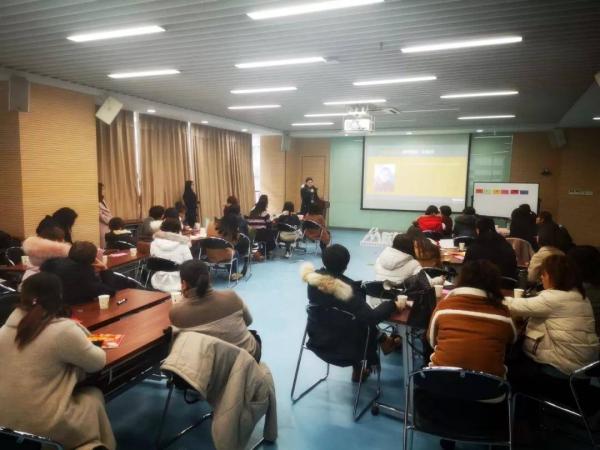 女企业家孙俊杰“职业女性如何突破事业瓶颈”分享交流会举办