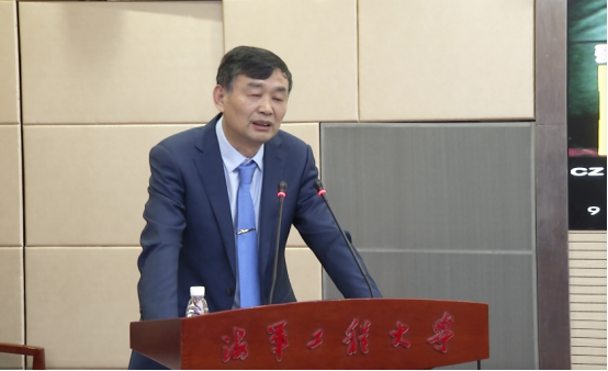 全国模范军转干部杨建桥：坚韧诚信成就14年创业路