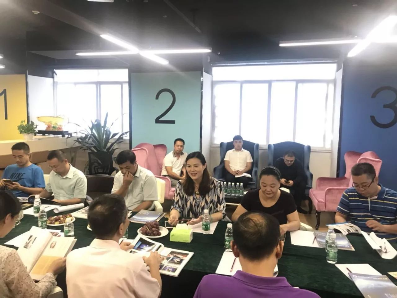 南方都市报：如何把青年人才留住？珠海这个孵化中心正在放大招！