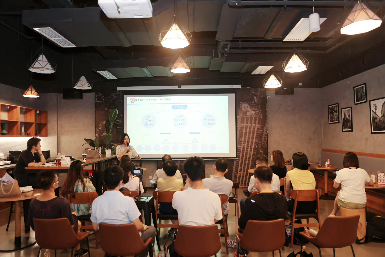 当“硬”科技遇上“软”实力，女性创业者怎样克服重重“性别关”