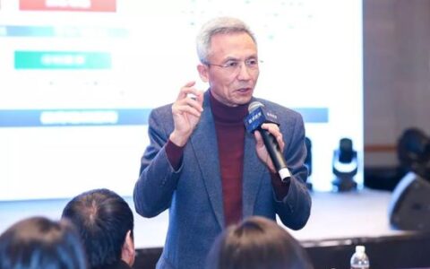 许小年：热衷“长尾理论” 一些创业者栽了跟头