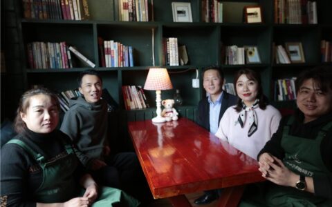 宁夏吴忠：返乡创业呈“葡萄串”效应