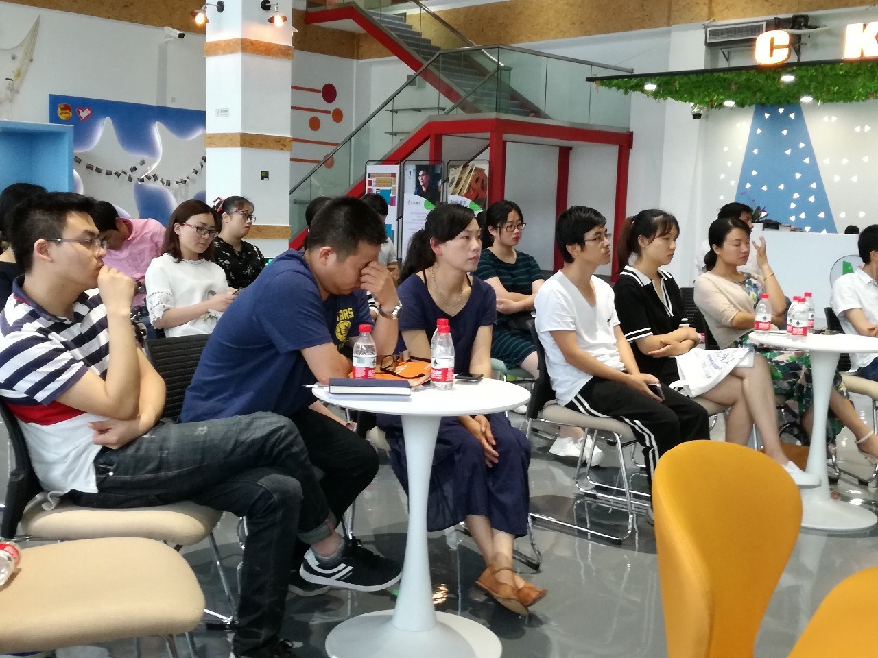 为选手助力，创业大咖分享经验~