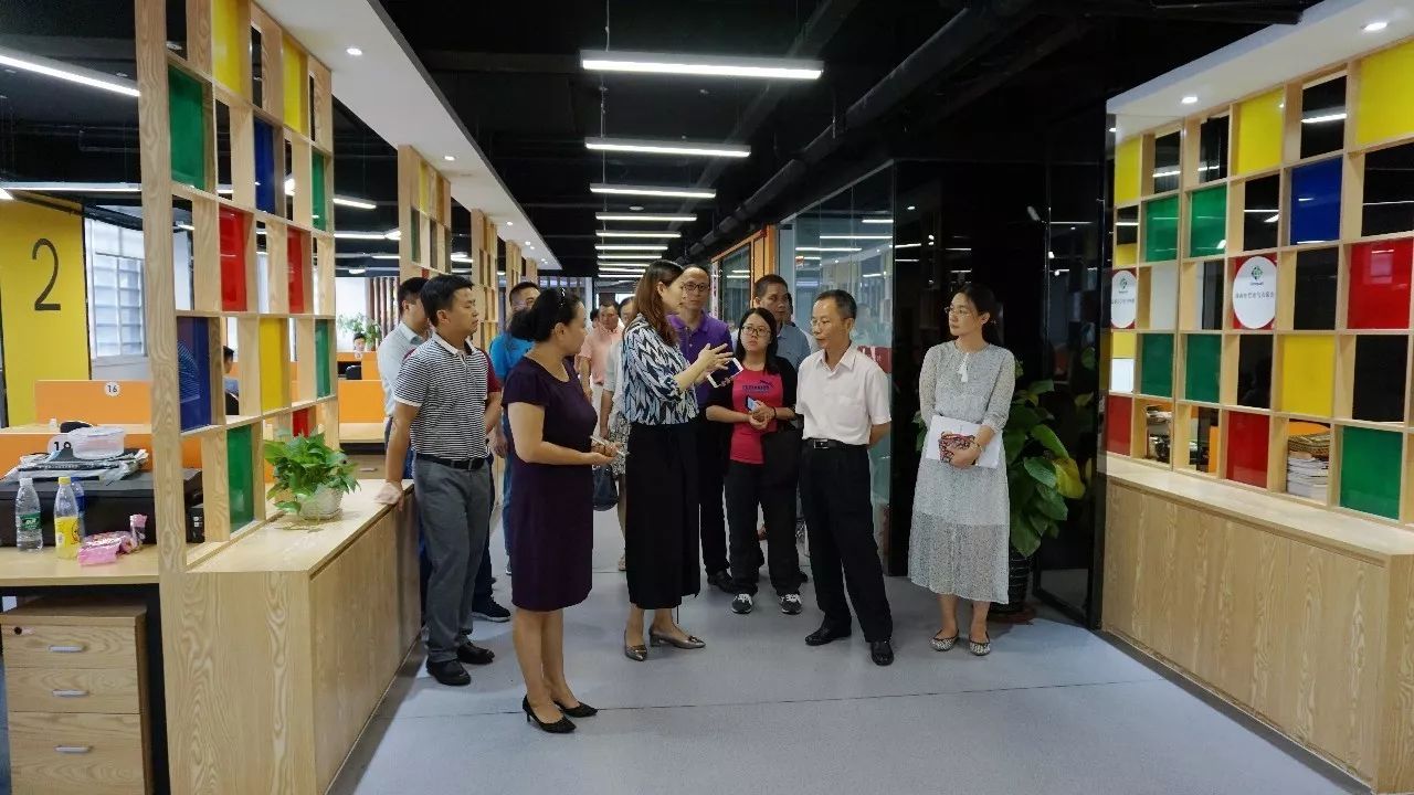 南方都市报：如何把青年人才留住？珠海这个孵化中心正在放大招！