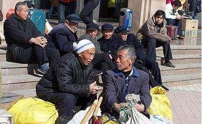 在外打工的我们，如果上了年纪没人要可怎么办？试试老家这样创业