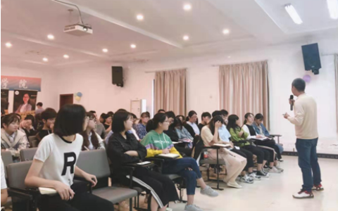 挖创业特质塑创业精神，“创业扶苗”举办专场活动