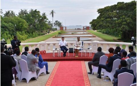 马云用20年创业经验培养非洲企业家 不为过去担心 而为未来考虑