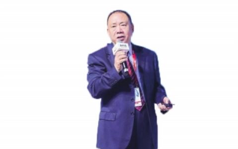 老骥伏枥，74岁二次创业