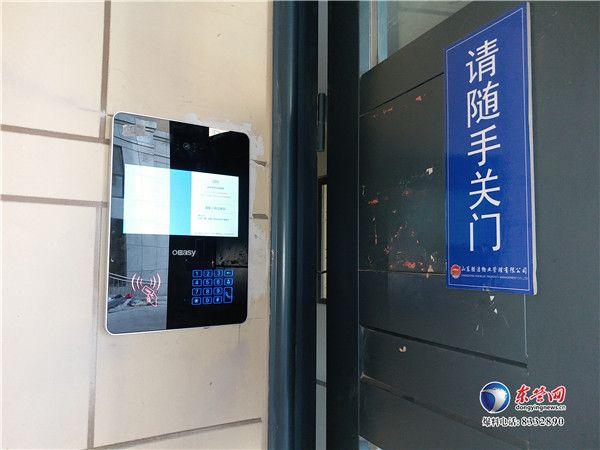住进智慧社区后，我家小区连快递柜都变 “聪明” 了！