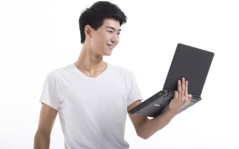 电脑这玩意儿，早成了咱们生活里的 “老伙计”