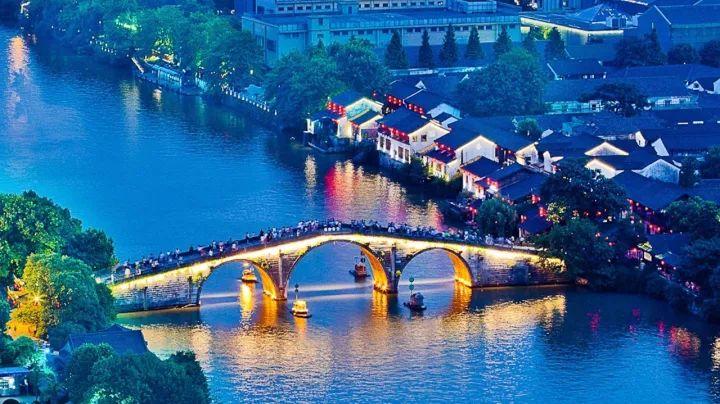 藏在地图褶皱里的惊喜：那些不挤人潮的旅行打开方式