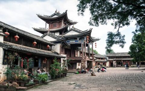 沙溪古镇的月光与铜铃