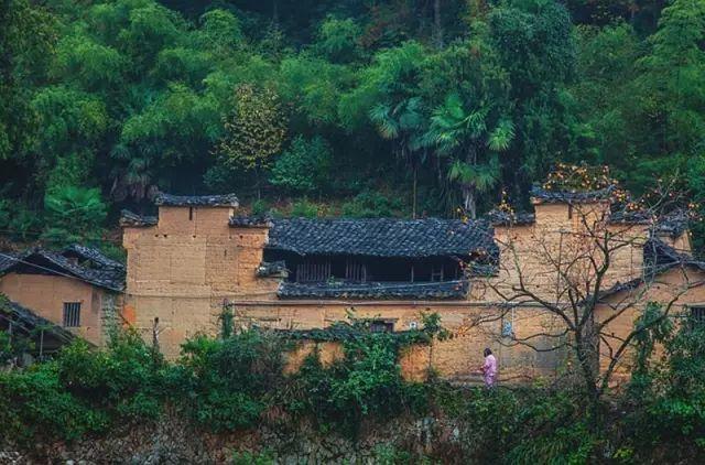 遗珠之地：小众旅游的人文与自然凝视