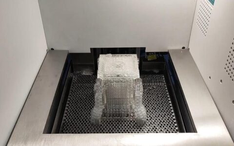 快速成型在工业制造中的颠覆性实践：一个老工程师的冷眼与热望