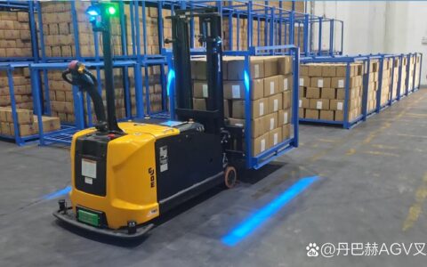 物料搬运的无人化跃进：从叉车到AGV，智能物流那些坑与真相