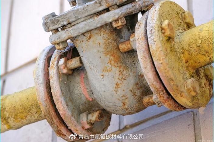 石油化工厂阀门执行机构现场锈蚀状况