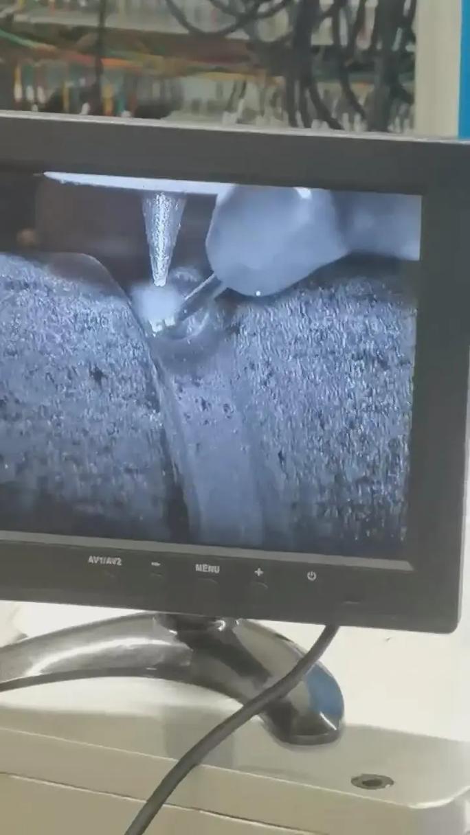 焊接熔池监控画面