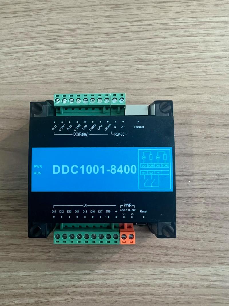 DDC控制器输出端安装RC阻容吸收模块