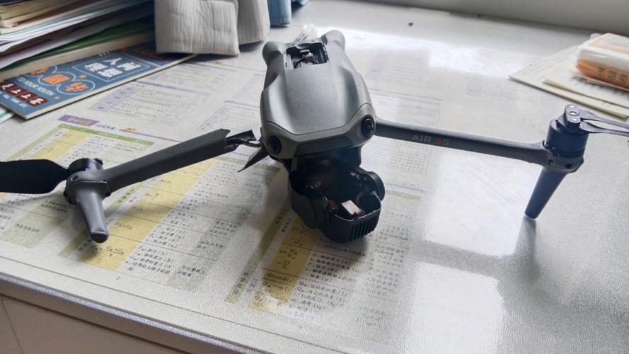 工业无人机炸机损坏云台