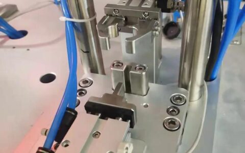 防错技术（Poka-yoke）：车间里的“笨”办法，省心又省钱