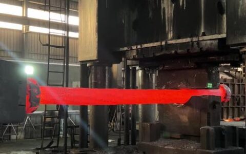 锻造工艺选型避坑：自由锻与模锻的恩怨情仇