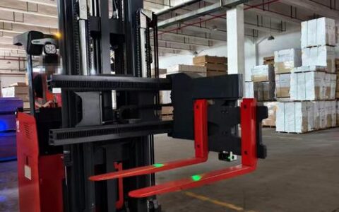 物料搬运的智慧跃迁：从叉车到自主导航的实战录