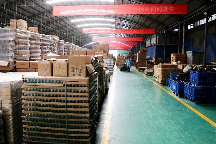 工厂产线瓶颈工位物料堆积实拍